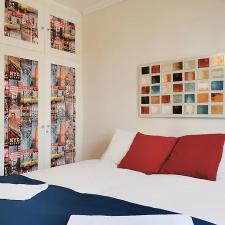 Apartment Charming 2bd Next To Metro Station *
