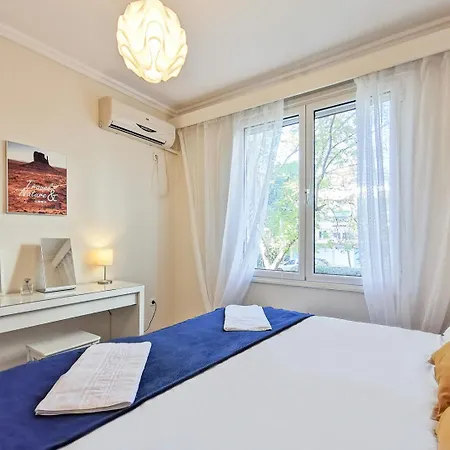 Charming 2bd Next To Metro Station * Athens